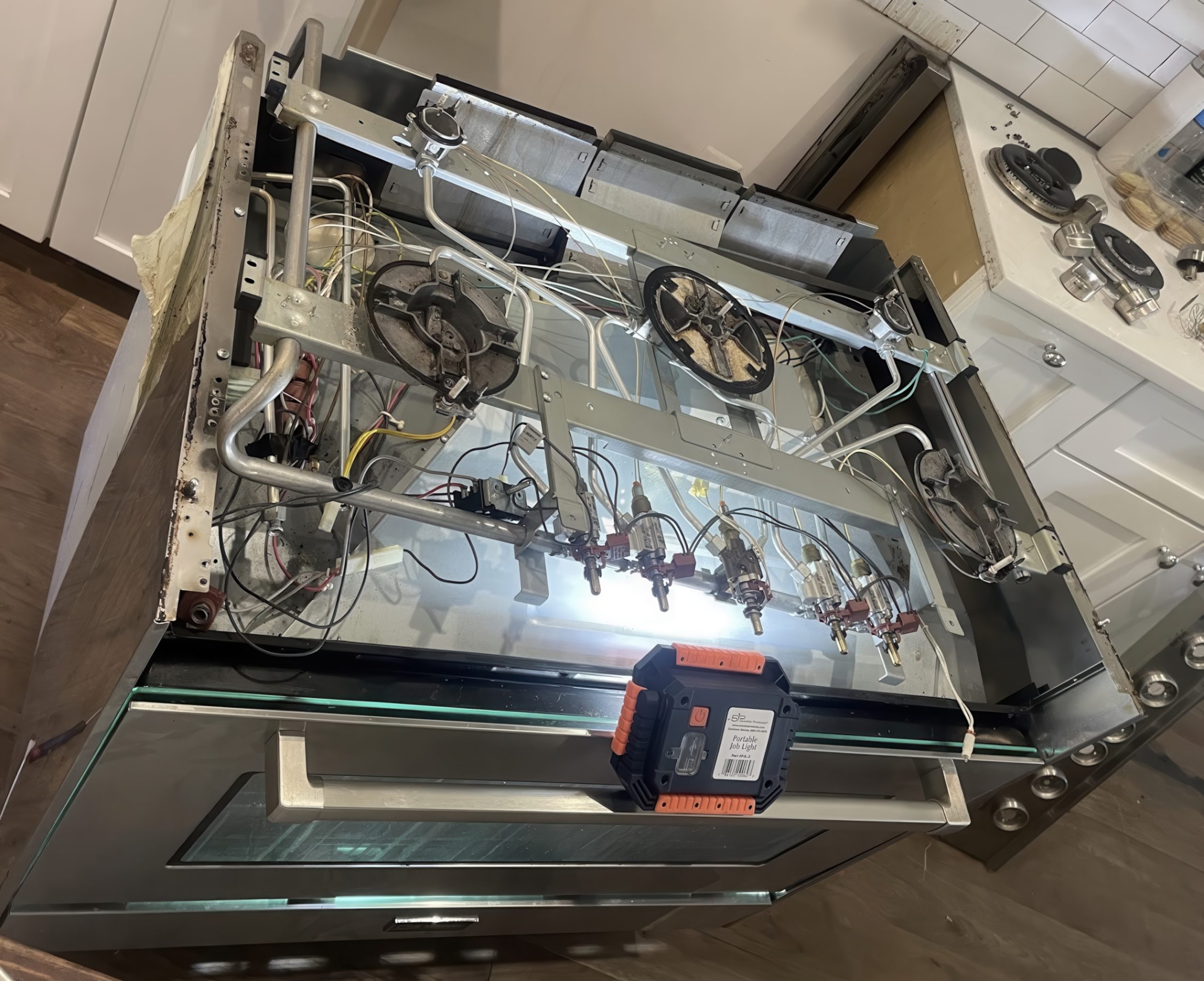 Upscaled with Gigapixel v1.0.1. 1488x1213 => 2976x2426 (2x) Model: Low Resolution V2, denoise: 0.14, sharpen: 0.29, decompression: 0.9