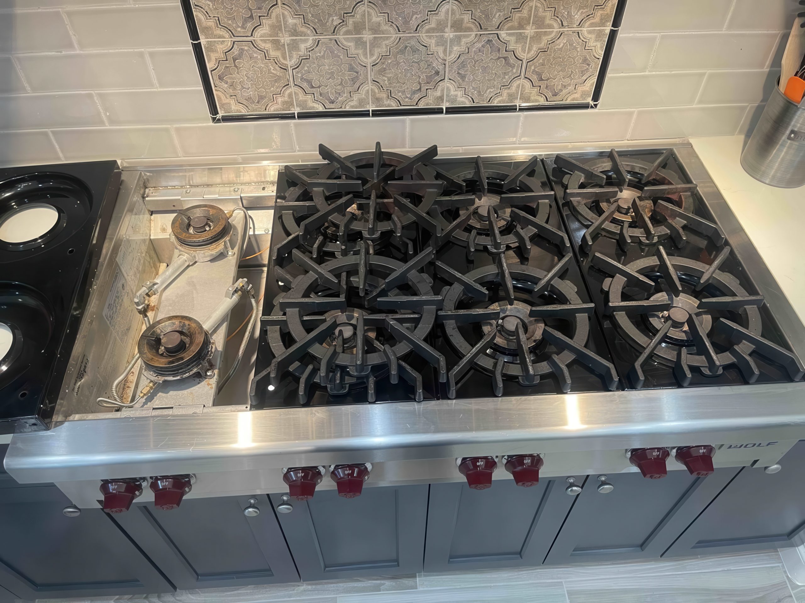 Upscaled with Gigapixel v1.0.1. 1680x1260 => 3360x2520 (2x) Model: Low Resolution V2, denoise: 0.14, sharpen: 0.29, decompression: 0.9